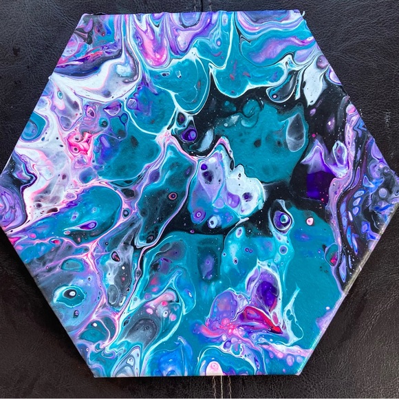 Vintage, name brand midrange funky treasures - Picture 10 of 12